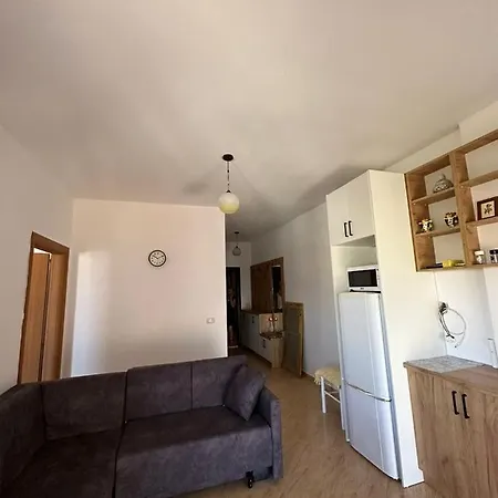 Casa Hoxha Apartment